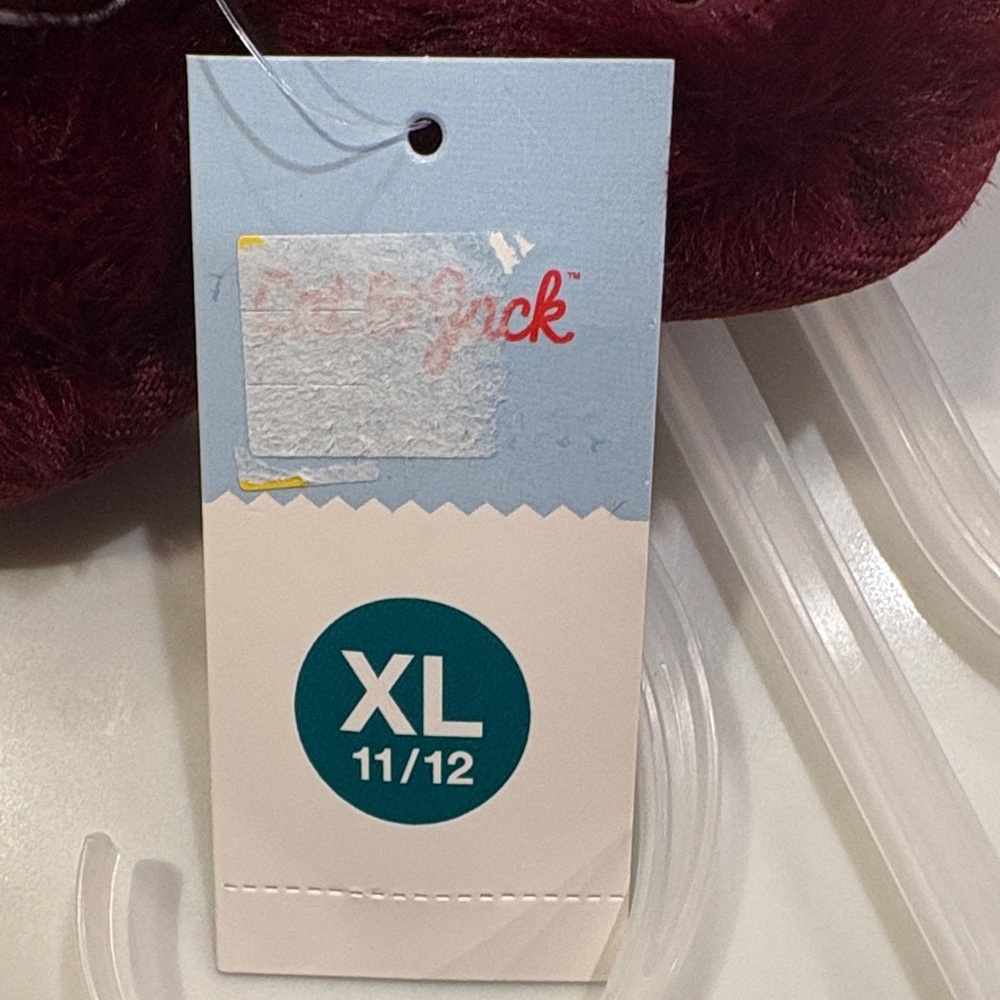 Cat & Jack Wine Faux Fur Bow Slippers - Picture 3 of 5